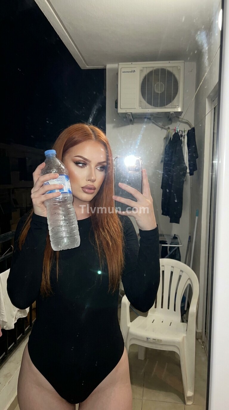 חשפניות להזמנות – רוני – בקריות והסביבה – מוכרת מהמסיבות בארץ