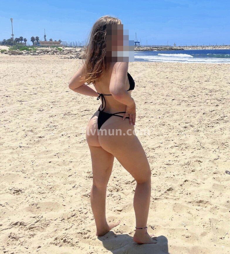סטודנטית ישראלית • איילת • חשפניות במרכז • האהובה על הקהל המקומי • סקסית לוהטת